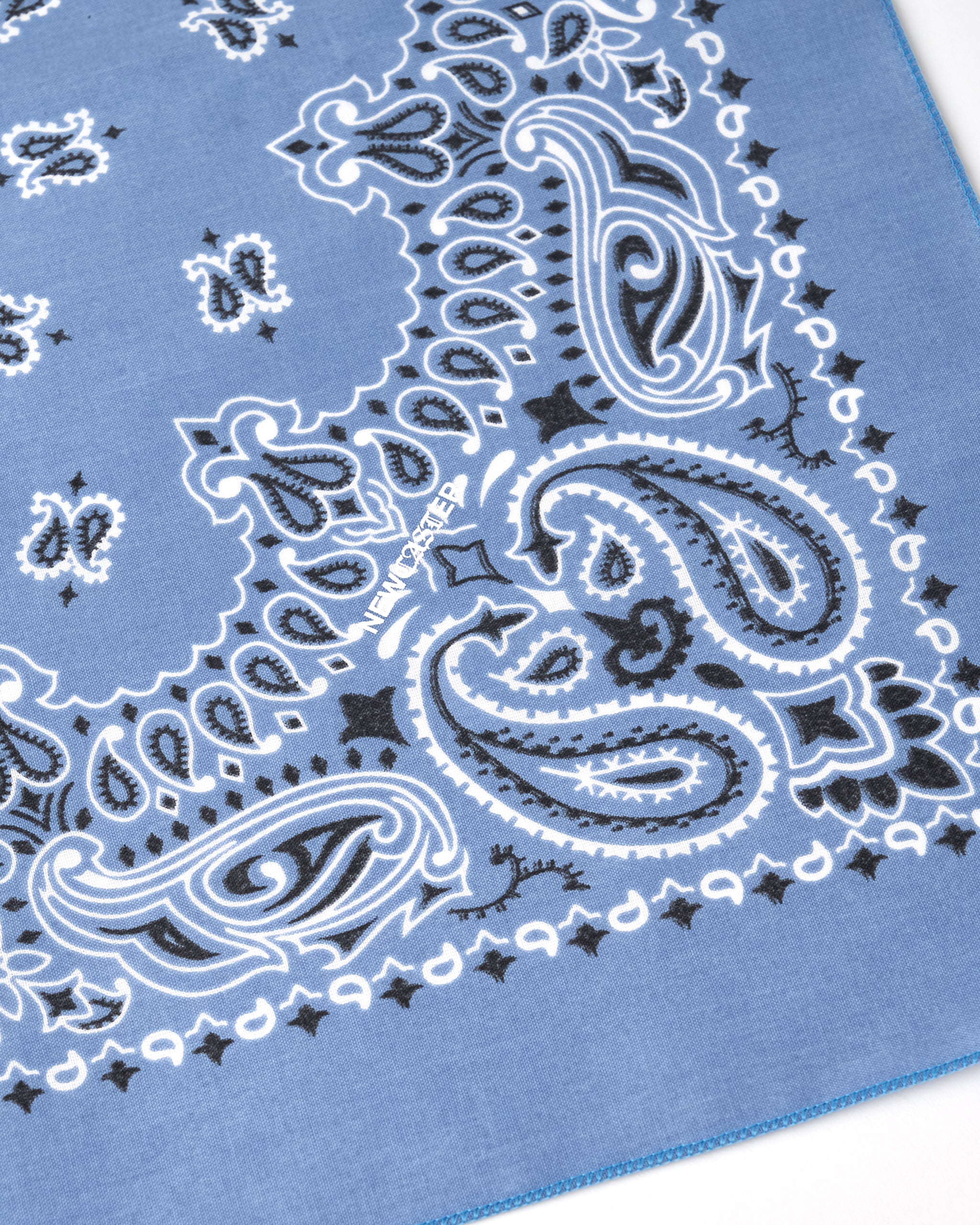 NC TEXAS BANDANA（BL） – NEWCASTER