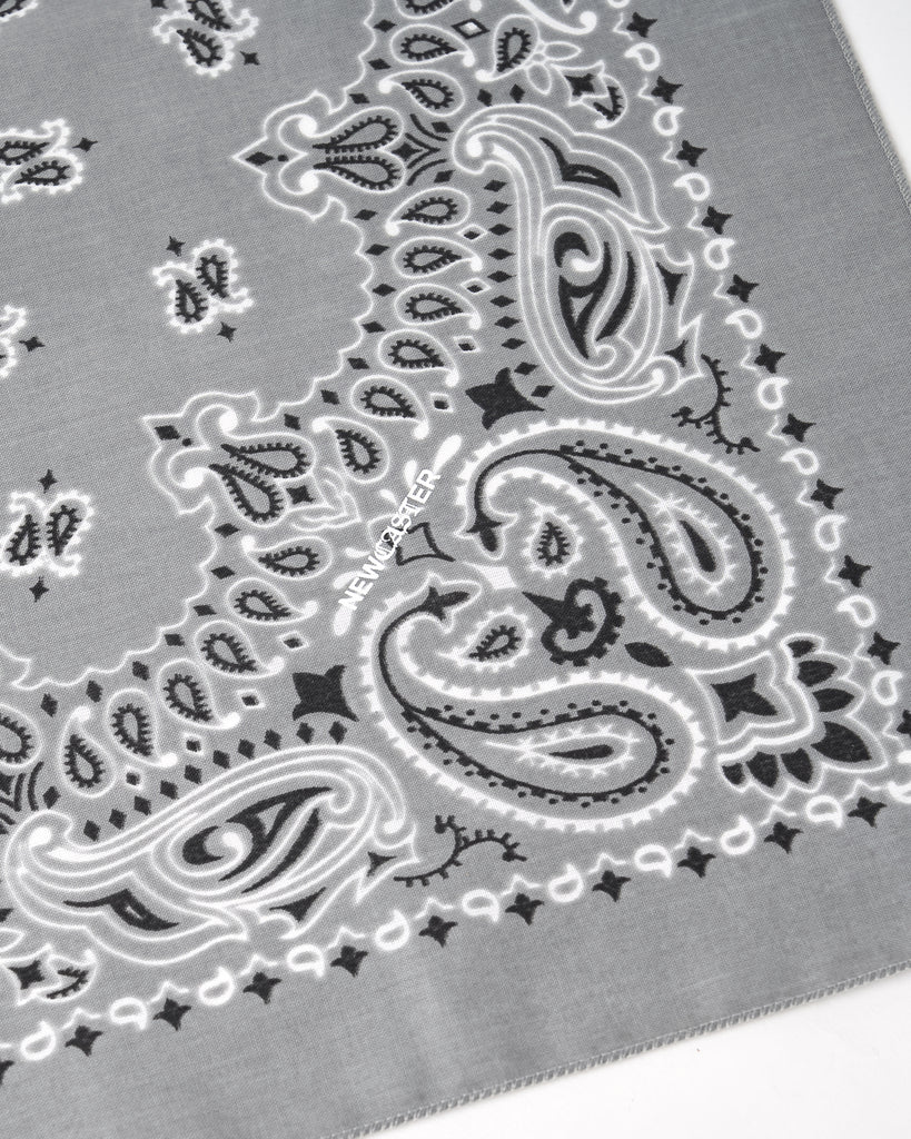 NC TEXAS BANDANA（GY） – NEWCASTER